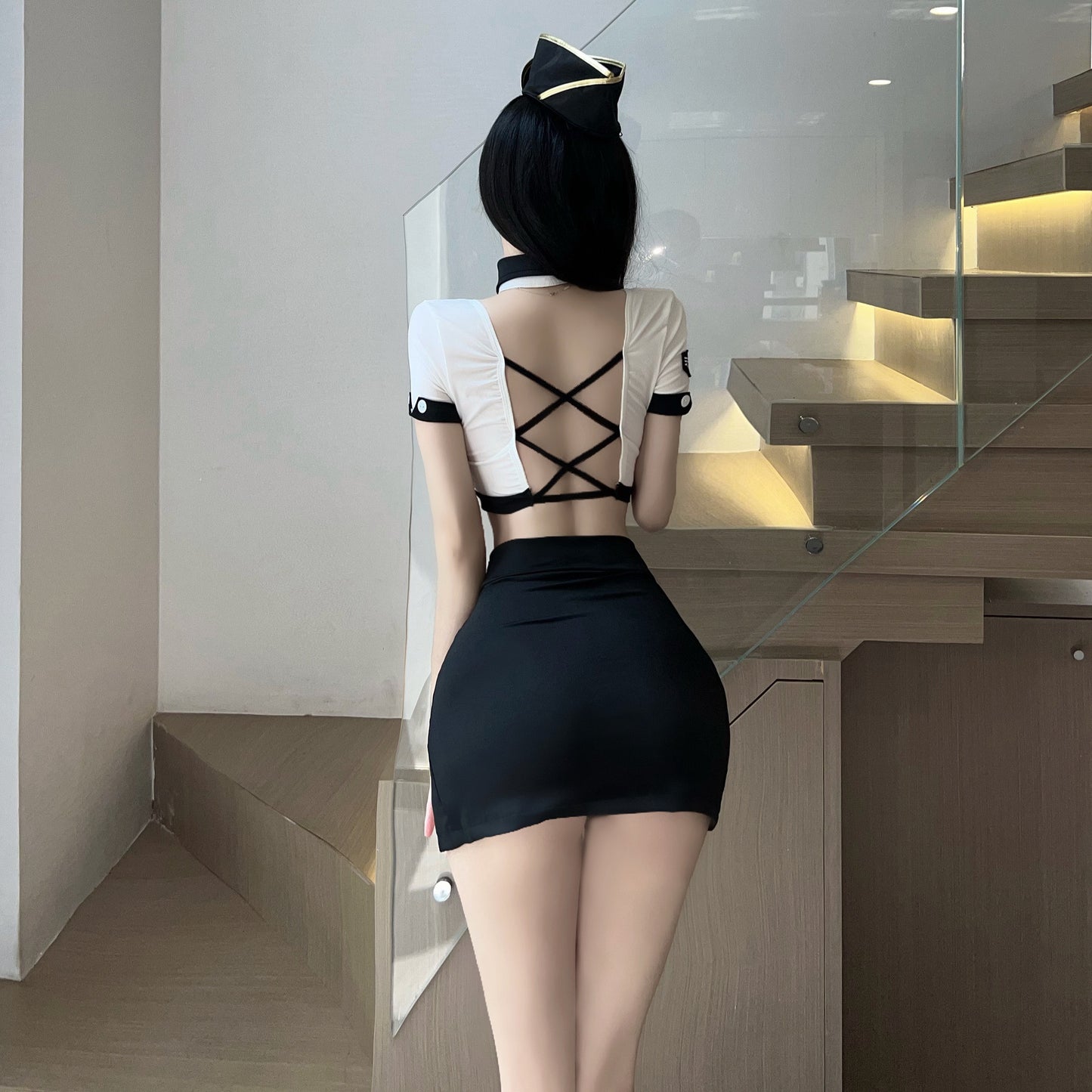 制服诱惑 - 秘密航班修身空乘套装(黑白)